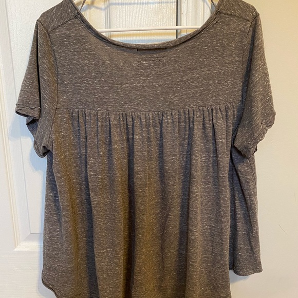 We The Free- Free People Flowy Grey Top - Picture 2 of 3